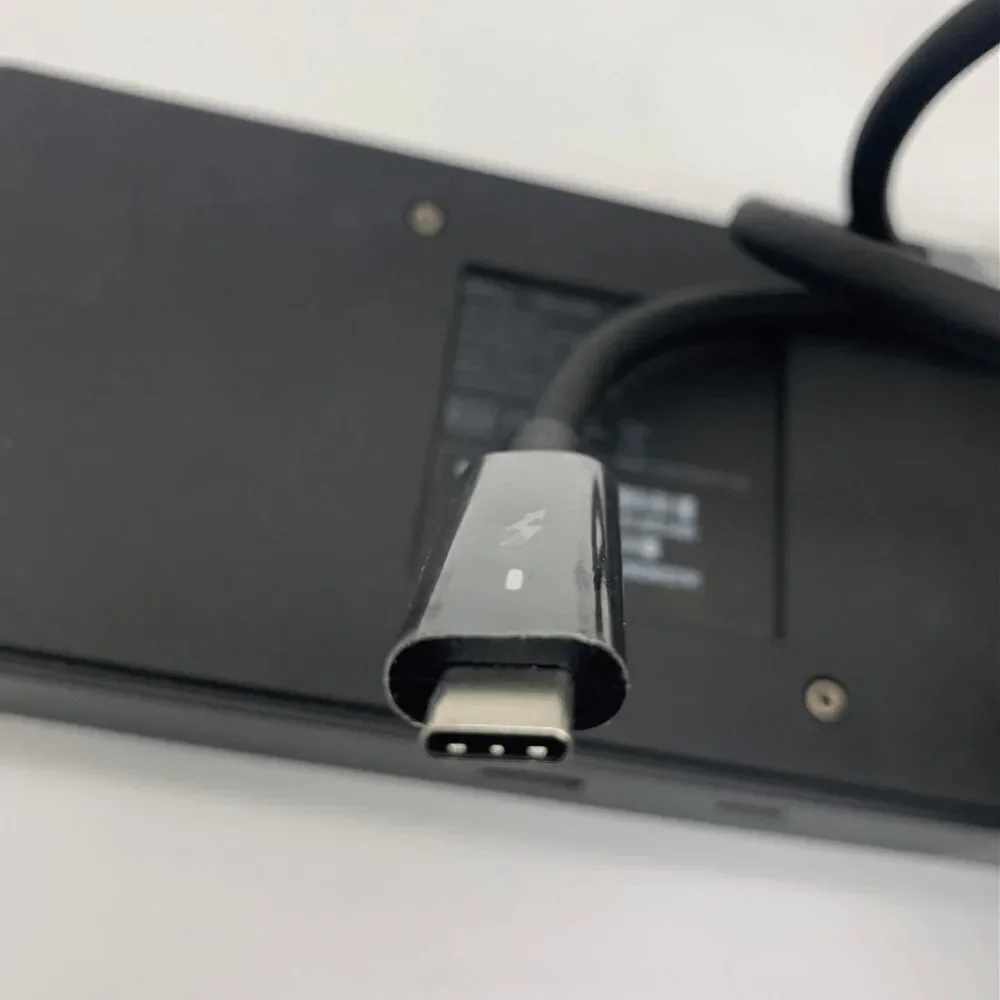Dell WD19TBS Thunderbolt Docking Station USB-C K20A - No‎ Power Adapter